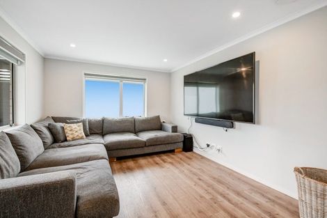 Photo of property in 9 Riverboat Lane, Helensville, 0800