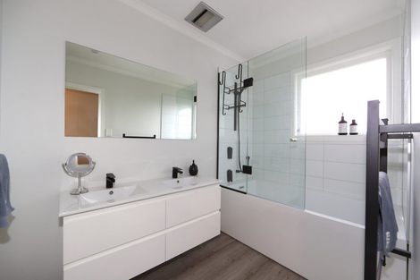 Photo of property in 1207 Louie Street, Parkvale, Hastings, 4122