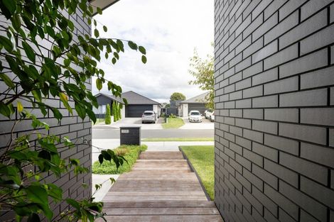 Photo of property in 11 Ruru Street, Cambridge, 3434