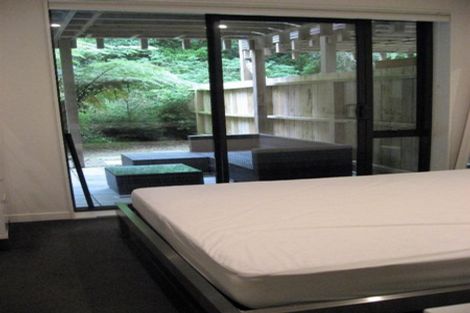 Photo of property in 21 Thatcher Crescent, Crofton Downs, Wellington, 6035