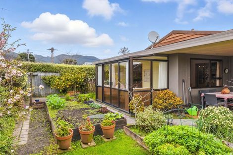 Photo of property in 48 Kapiti Road, Paraparaumu, 5032