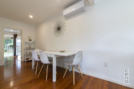 Photo of property in 43 Cambridge Road, Riverhead, 0820