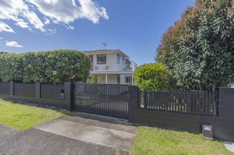 Photo of property in 1/93 Coronation Road, Mangere Bridge, Auckland, 2022