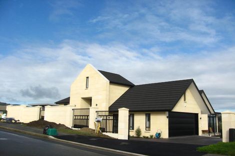 Photo of property in 60 Bengal Drive, Cashmere, Christchurch, 8022