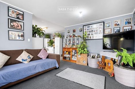 Photo of property in 2/4 Colin Street, Mangere, Auckland, 2022