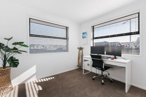 Photo of property in 55 Hills View Drive, Papamoa, 3118