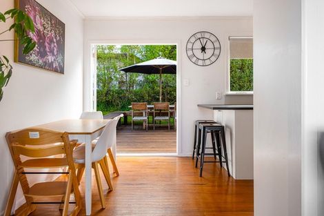 Photo of property in 1/6 Braebank Lane, Te Atatu South, Auckland, 0610