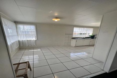 Photo of property in 21 Von Sturmer Street, Mangere East, Auckland, 2024