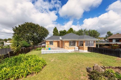 Photo of property in 1/10 Glen Road, Ranui, Auckland, 0612