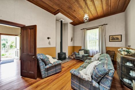 Photo of property in 215 Smart Road, Hillsborough, New Plymouth, 4372