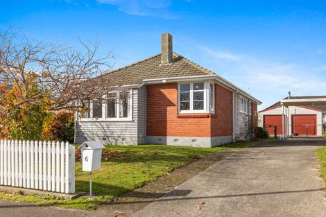 Photo of property in 6 Tilbury Avenue, Hokowhitu, Palmerston North, 4410