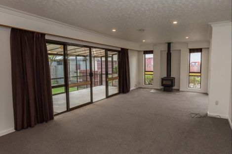 Photo of property in 8 Thomson Street, Tinwald, Ashburton, 7700