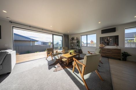 Photo of property in 22 Marakura Drive, Te Anau, 9600