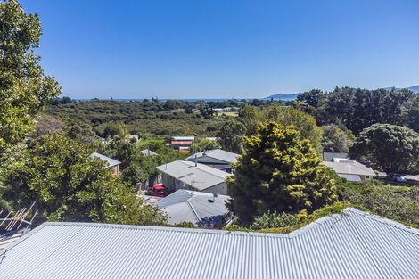 Photo of property in 72 Leinster Avenue, Raumati South, Paraparaumu, 5032