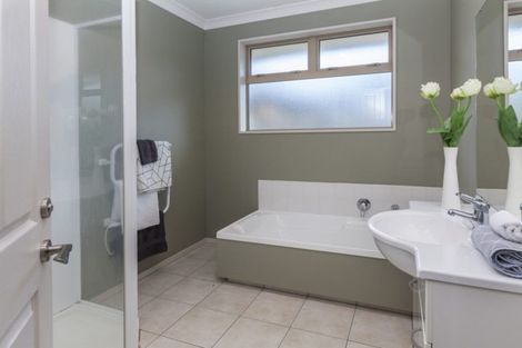 Photo of property in 7 Shield Place, Halswell, Christchurch, 8025