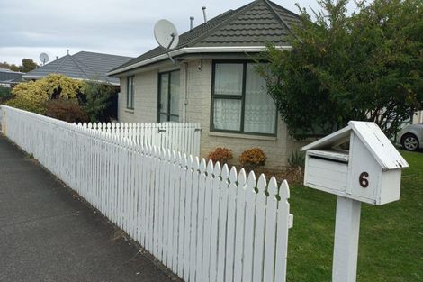 Photo of property in 6 Elizabeth Street, Palmerston North, 4410