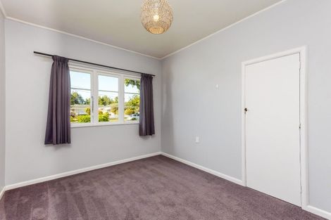 Photo of property in 6 Howden Road, Fairfield, Hamilton, 3214