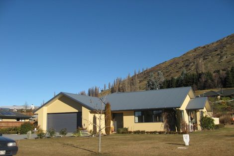 Photo of property in 23 Wellswood Way, Lower Shotover, Queenstown, 9371