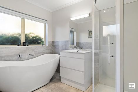 Photo of property in 3 Ridgemount Terrace, Welcome Bay, Tauranga, 3112