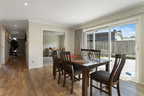 Photo of property in 5 Kingi Te Ahoaho Place, Otaki, 5512