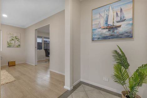Photo of property in 11 Thyme Court, Flat Bush, Auckland, 2016
