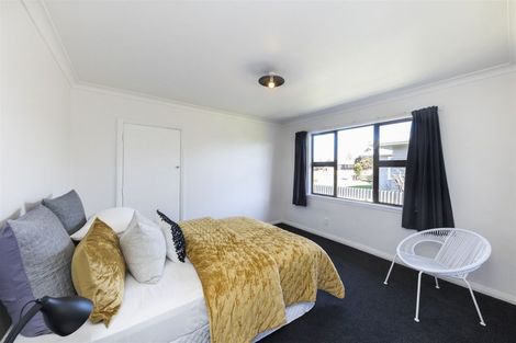 Photo of property in 1 Nairn Crescent, Awapuni, Palmerston North, 4412