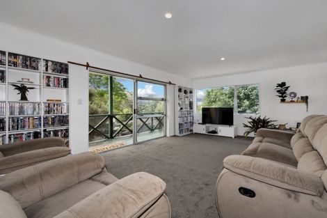 Photo of property in 14 Aldern Road, Massey, Auckland, 0614
