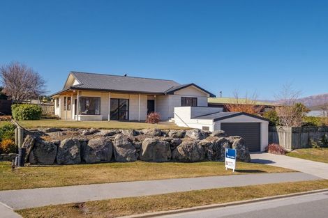 Photo of property in 60 Rata Street, Wanaka, 9305