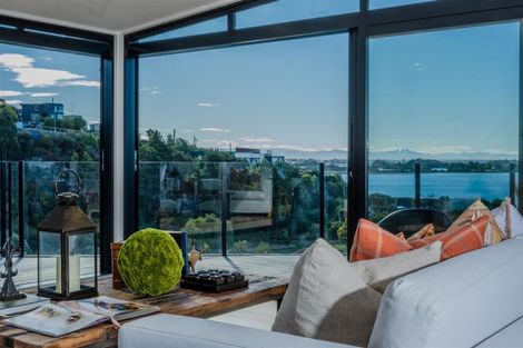 Photo of property in 29 Soleares Avenue, Mount Pleasant, Christchurch, 8081