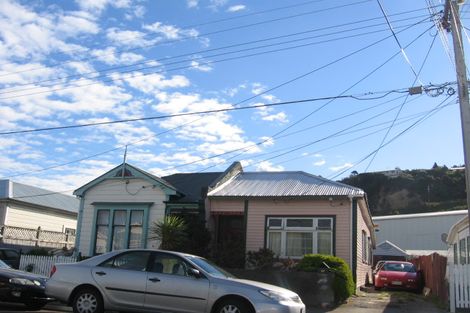 Photo of property in 17 Riddlers Crescent, Petone, Lower Hutt, 5012