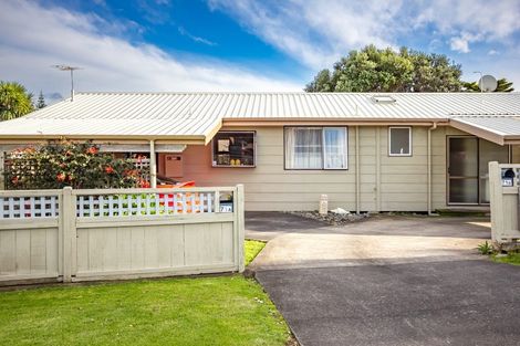 Photo of property in 71 Mcfarlane Street, Oakura, 4314