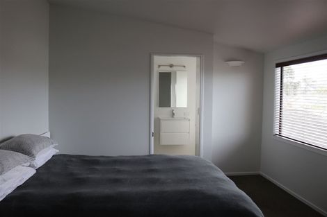 Photo of property in 92 Glen Lynne Avenue, Queenwood, Hamilton, 3210