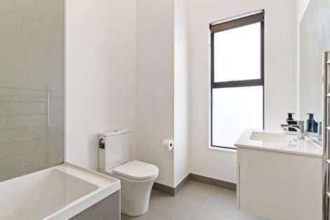 Photo of property in 6/82 East Coast Road, Milford, Auckland, 0620