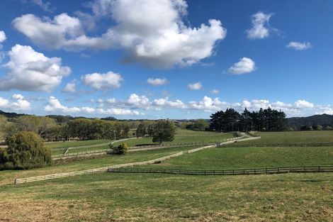 Photo of property in 921 Horseshoe Bush Road, Waitoki, Kaukapakapa, 0871