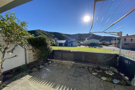 Photo of property in 289b Waikawa Road, Waikawa, Picton, 7220
