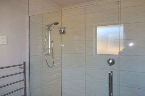 Photo of property in 22 Dove Place, Holmes Hill, Oamaru, 9401