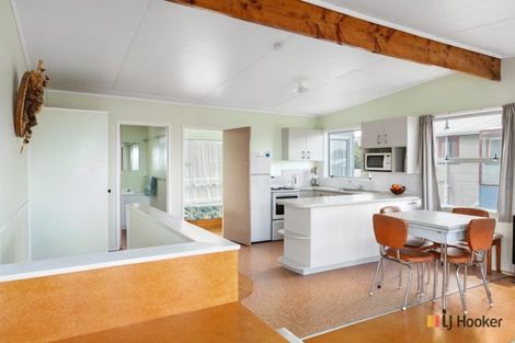 Photo of property in 24 Seaforth Road, Waihi Beach, 3611