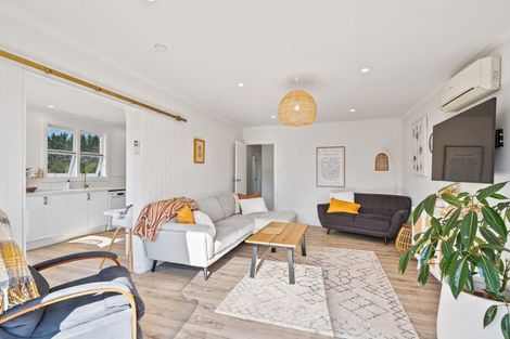 Photo of property in 14 Adams Place, Te Kamo, Whangarei, 0112