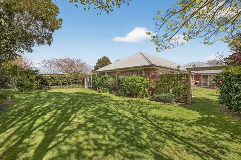 Photo of property in 8 Avon Gate, Russley, Christchurch, 8042