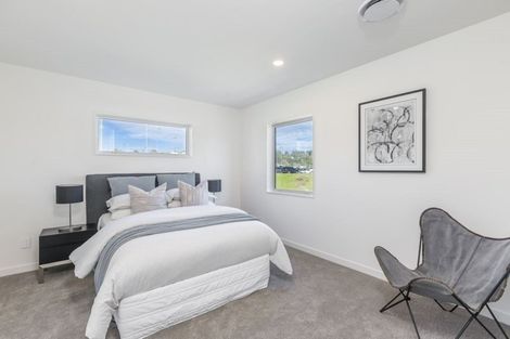 Photo of property in 47 Windlass Street, Long Bay, Auckland, 0630
