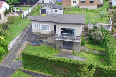 Photo of property in 18 Windsor Road, Maeroa, Hamilton, 3200