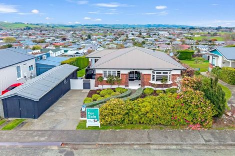 Photo of property in 22 Thomas Street, Gore, 9710