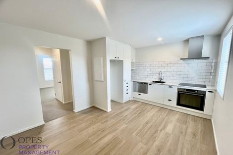 Photo of property in 2/40 New Brighton Road, Shirley, Christchurch, 8061