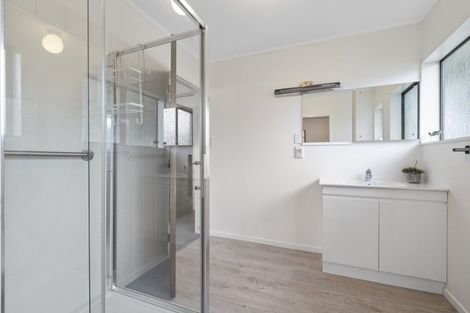 Photo of property in 4 Bethel Court, Milson, Palmerston North, 4414