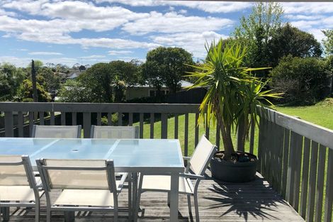Photo of property in 5 Duncan Avenue, Te Atatu South, Auckland, 0610
