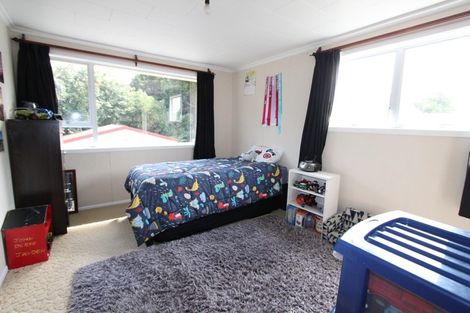 Photo of property in 18 Tui Street, Pahiatua, 4910