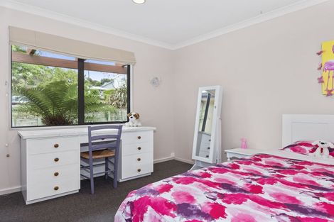 Photo of property in 90 Rowesdale Drive, Ohauiti, Tauranga, 3112