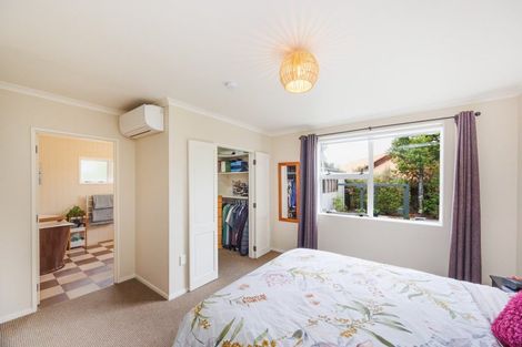 Photo of property in 121 Ruamahanga Crescent, Terrace End, Palmerston North, 4410
