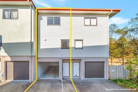 Photo of property in 9/46 Carlos Drive, Flat Bush, Auckland, 2016