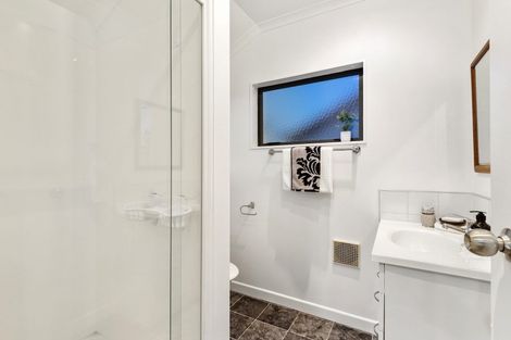 Photo of property in 44a Baird Street, Howick, Auckland, 2014